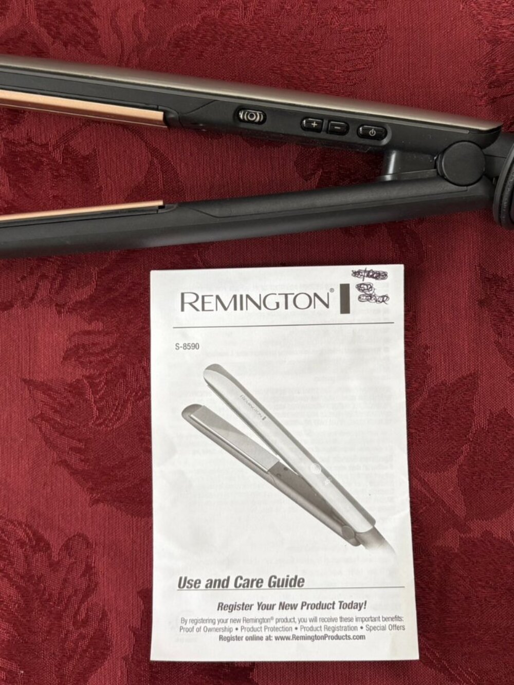 ✨ Remington Shine Therapy Ceramic Hair Straightener - Picture 5 of 5